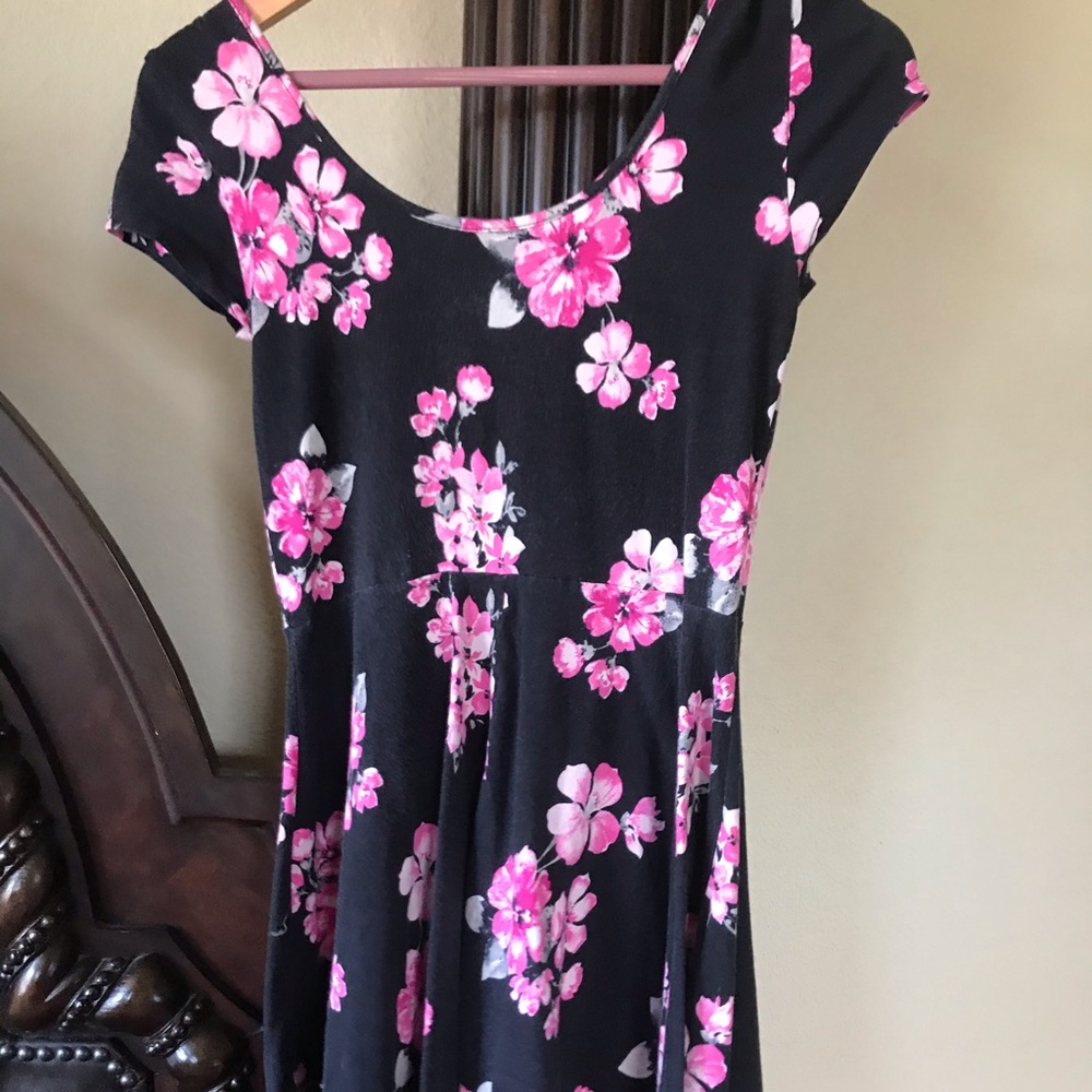 Pink and black floral Aeropostale dress
